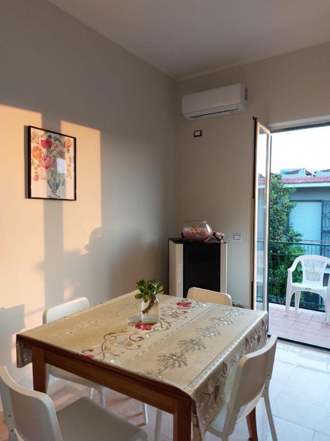 Esther Guest House กัสเตลโวลตูร์โน ภายนอก รูปภาพ